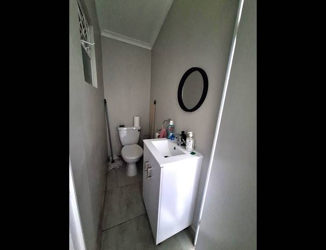 0.5 BEDROOM FREEHOLD TO LET IN MORNINGSIDE
